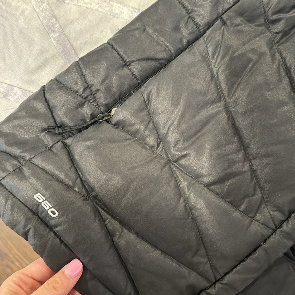 North face women’s dark grey vest - Picture 5 of 5